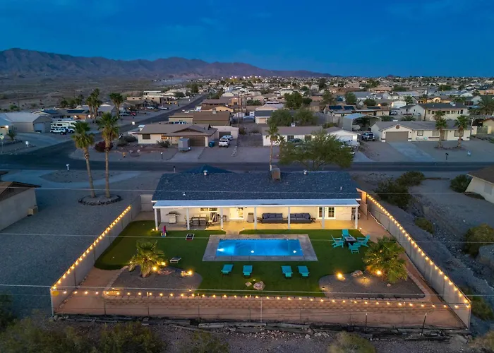 Pool, Game & View! Modern Havasu Ferienhaus Lake Havasu City