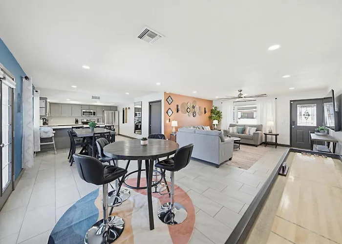 Pool, Game & View! Modern Havasu