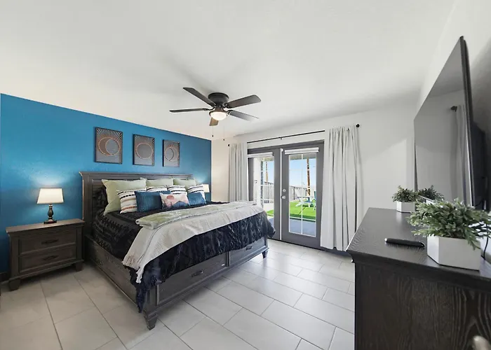 Pool, Game & View! Modern Havasu Lake Havasu City
